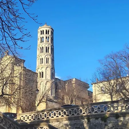 Uzes La Tour Medievale Centre Historique Extérieur photo